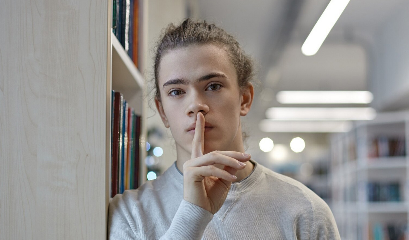 The Silent Book Club: A New Spin on Social Reading